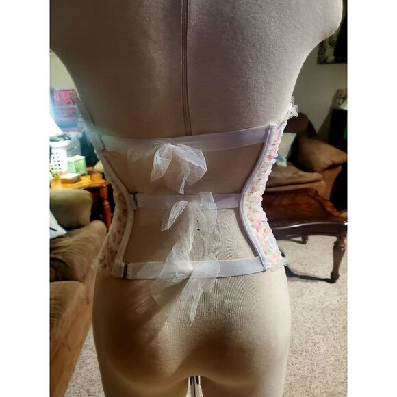 NWT VINTAGE/RARE VICTORIA SECRET CORSET - Picture 3 of 6
